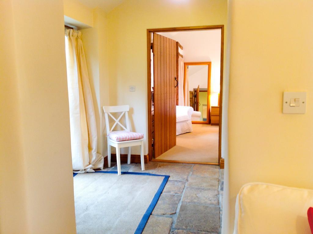Whitley Coach House Vila Quarto foto