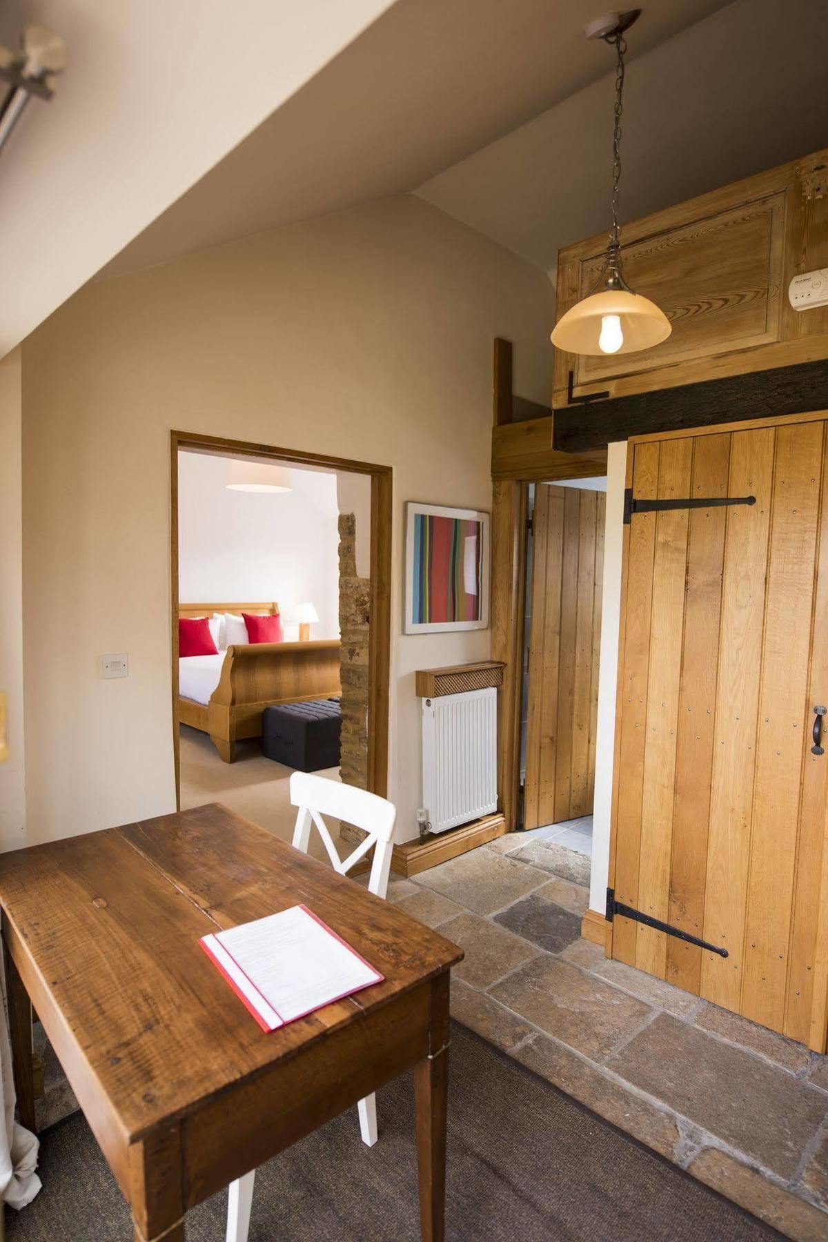 Whitley Coach House Vila Exterior foto