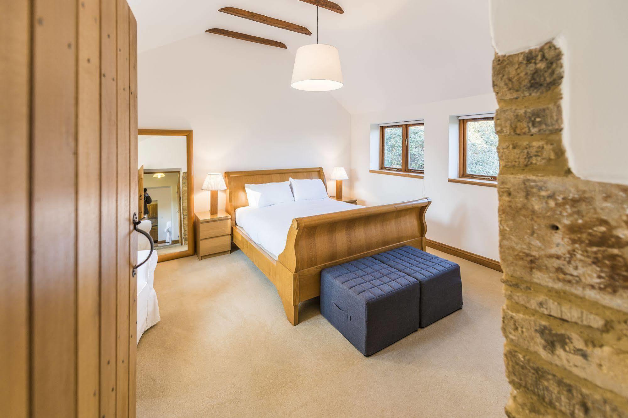 Whitley Coach House Vila Exterior foto