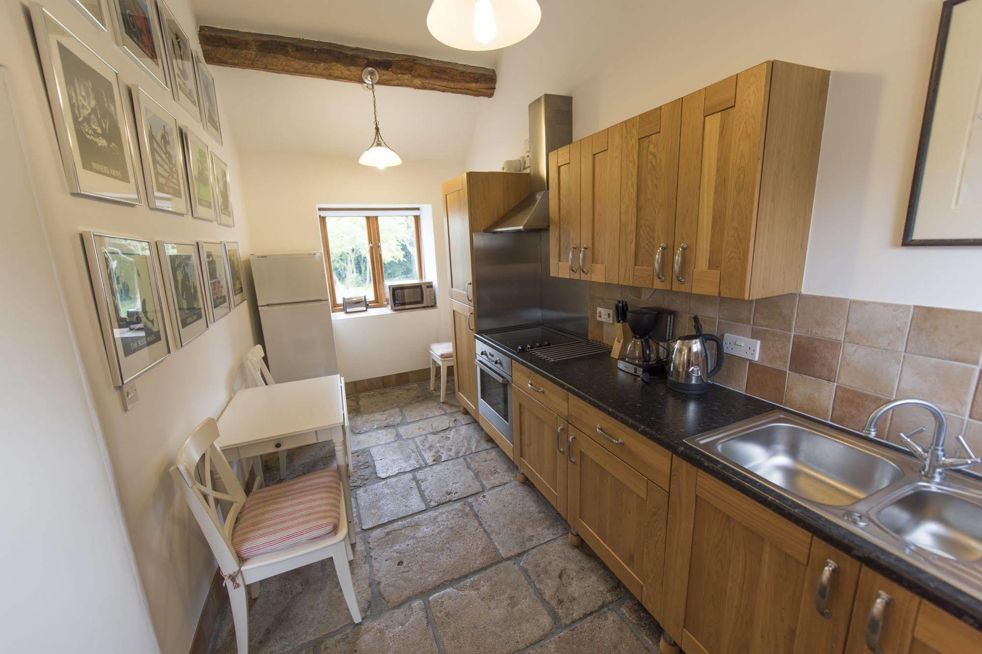 Whitley Coach House Vila Exterior foto