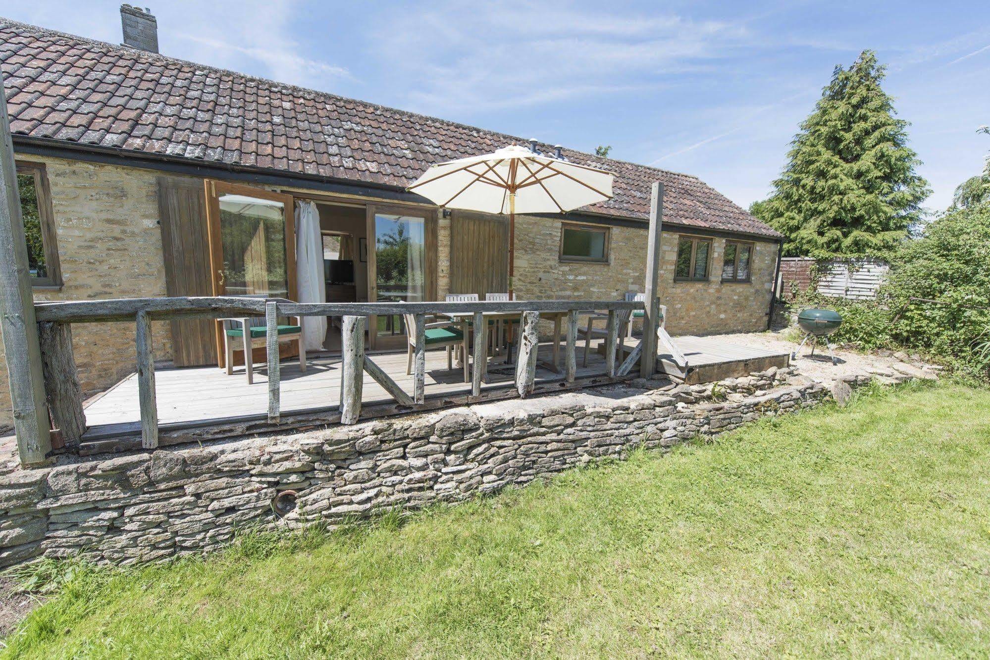 Whitley Coach House Vila Exterior foto